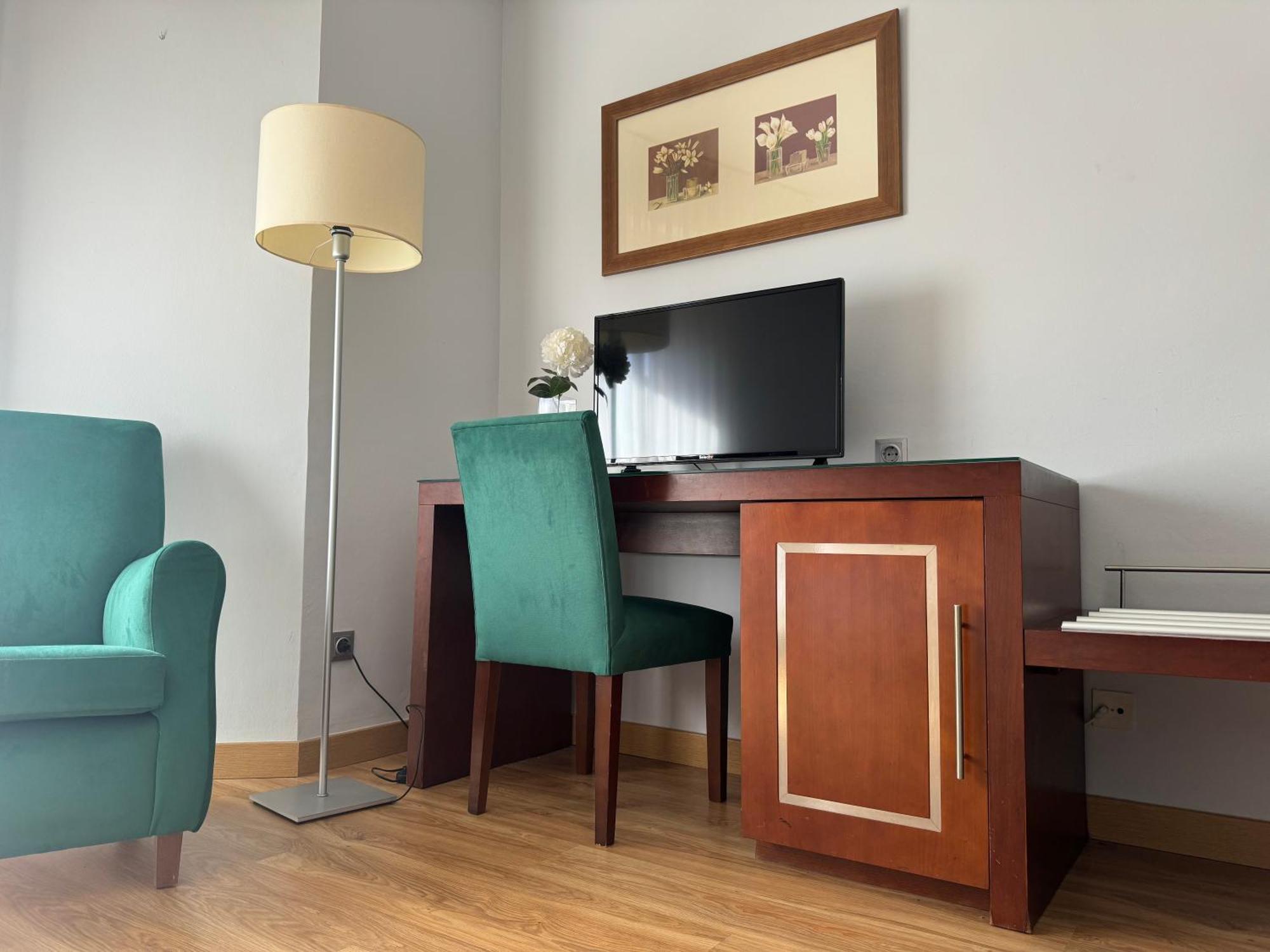 Hotel Rl Anibal Линарес Экстерьер фото