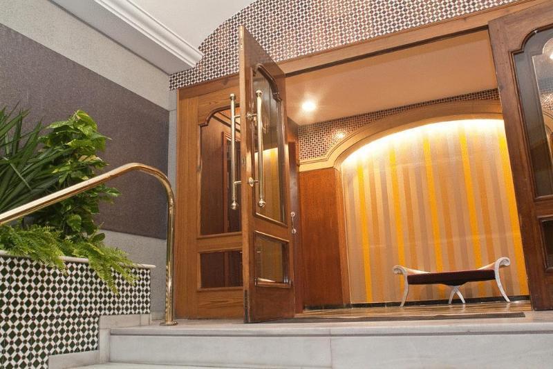 Hotel Rl Anibal Линарес Экстерьер фото